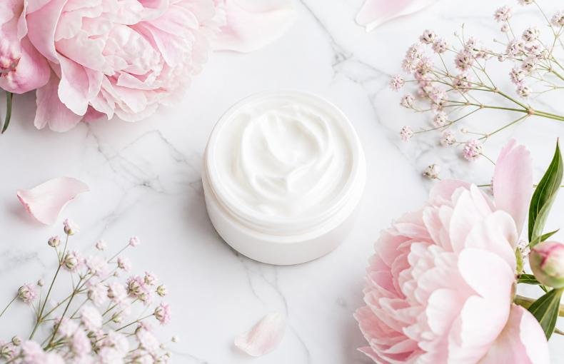 Whitening Skincare: Safe Ways to Brighten Your Complexion